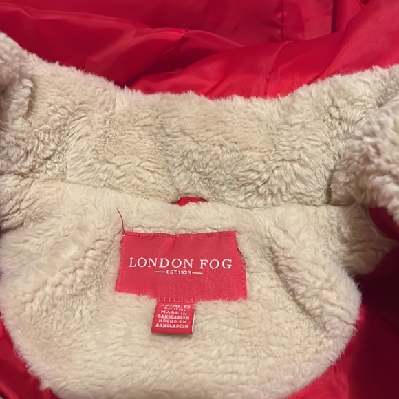 London fog girls coat excellent condition size 10/12 - Picture 2 of 6